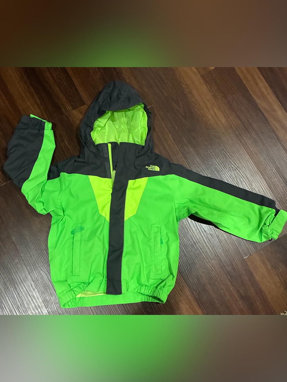 The North Face toddler 4T Bambin green gray winter jacket coat lightweight